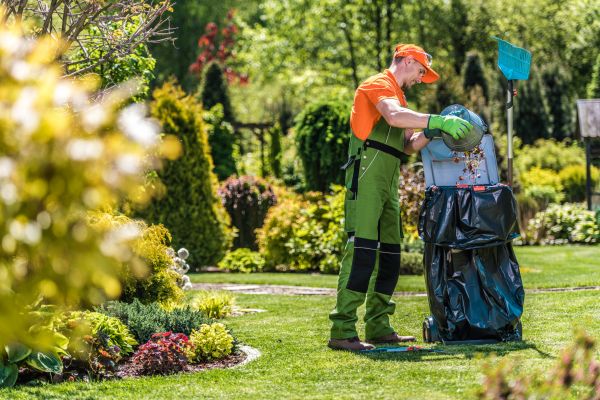 Cost of Lawn Cleaning Service in Lilburn