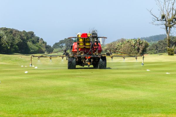 Cost of Golf Course Lawn Care in Lilburn